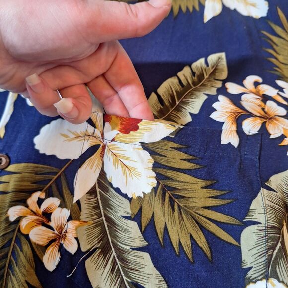 Two Palms Vintage Blue Floral Hawaiian Shirt Hibiscus Tropical Beach Size L - Picture 7 of 9